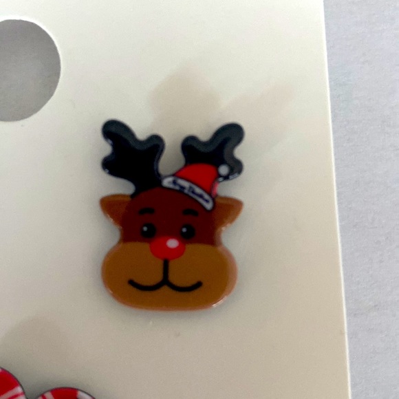 Three Christmas pins - Picture 3 of 5